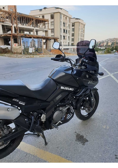 Motocam Suzuki V-strom Dl 650 Ön Cam 2004-2010 Model 45cm Siyah Renkli 4mm