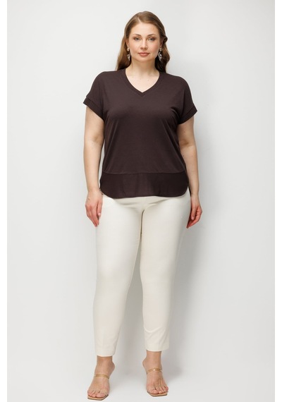 On Kadın Büyük Beden V Yaka Parçalı T-shirt 71476 Kahverengi