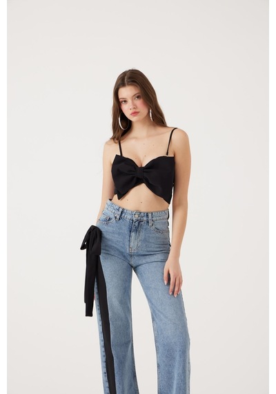Holly Lolly Kurdele Görünümlü Crop Jazmin Bluz Siyah