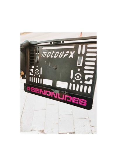 Motor Plakalık " Sendnudes ''takmatik Lazer Kesim Pleksi 1 Adet - 784761791