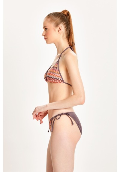 Too Salty Swimwear Kadın Çok Renkli Dantelli Yandan Bağlamalı Üçgen Bikini Takımı 24s115st Çok Renkli Too Salty Swimwear Kadın Çok Renkli Dantelli Yandan Bağlamalı Üçgen Bikini Takımı 24s115st Çok Renkli