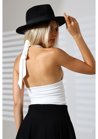Winmoda34 Kadın Boyundan Bağlamalı Göğüs Ve Sırt Dekolteli Bluz BEYAZ