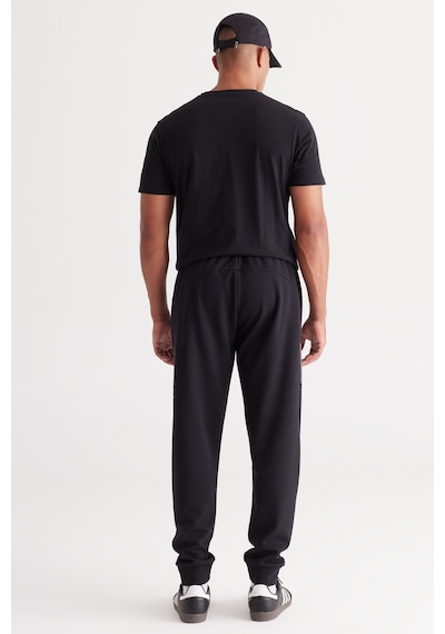 AC&Co / Altınyıldız Classics Erkek Sıyah Standart Fit Normal Kesim Baskılı Eşofman Altı Siyah AC&Co / Altınyıldız Classics Erkek Sıyah Standart Fit Normal Kesim Baskılı Eşofman Altı Siyah