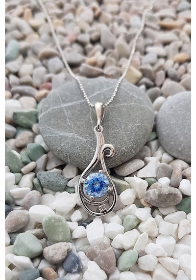 Chavin Topaz ve Zirkon Taşlı Lale Figürlü Gümüş Kolye Eu90