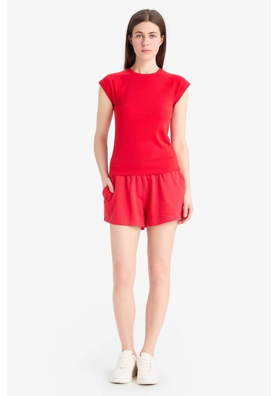DeFacto Regular Fit Beli Bağcıklı Normal Bel Düz Paça Şort C7600AX25SMRD286 Kırmızı