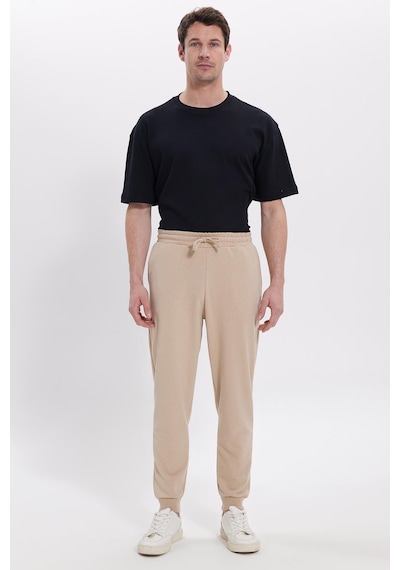 Tudors Erkek Regular Fit Klasik Kesim Beli Bağcıklı Jogger Cepli Lastikli Paça Bej Eşofman Altı-41767 Bej Tudors Erkek Regular Fit Klasik Kesim Beli Bağcıklı Jogger Cepli Lastikli Paça Bej Eşofman Altı-41767 Bej