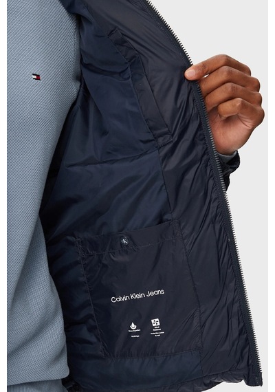Calvin Klein Logolu Su İtici Kapüşonlu Şişme Mont Lv04rg513gcef Erkek Mont Lv04rg513g Cef Lacivert Calvin Klein Logolu Su İtici Kapüşonlu Şişme Mont Lv04rg513gcef Erkek Mont Lv04rg513g Cef Lacivert