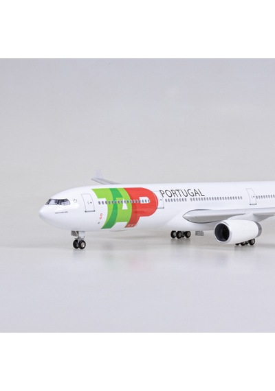 Portugal A330 Yolcu Uçağı Model Uçak 1/80 Ölçek 47cm