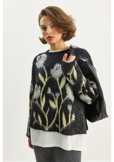 Shade Kadın Bisiklet Yaka Çiçek Desenli Şardonlu Oversize Triko Kazak 4915 60283587 - Siyah