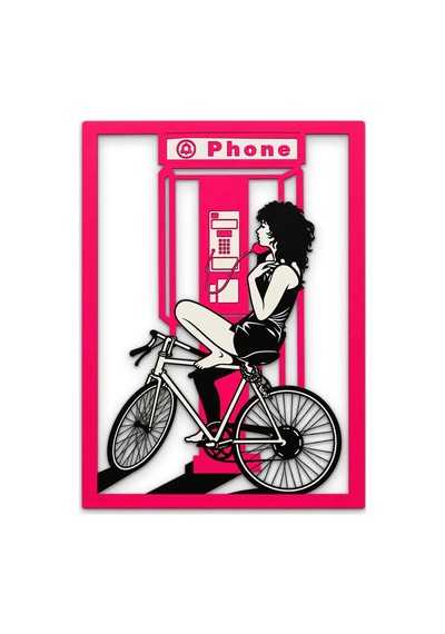 Pembe Telefon Kulübesi Ve Bisikletli Kadın Metal Tablo 91x125 Cm Çok Renkli