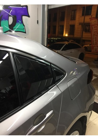 Toyota Corolla Uyumlu 2019 Arka Kelebek Cam Kaplama Spoiler