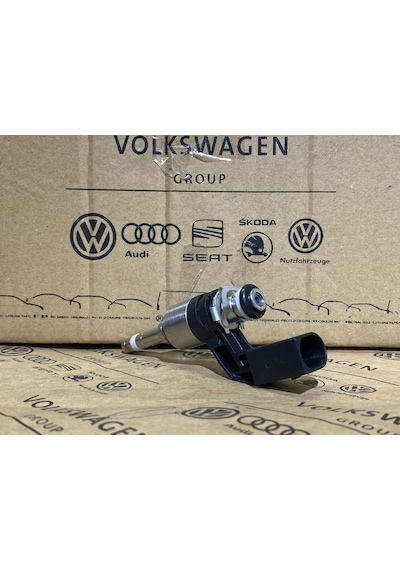 Audi A3 1.4 Tfsı 2008-2013 Model Arası Uyumlu Benzinli Enjektör 03c906036f