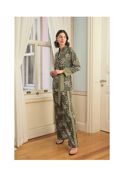 Litae Herşeytrend Çiçek Yaprak Ve Etnik Desenli Pijama Takımı Siyah