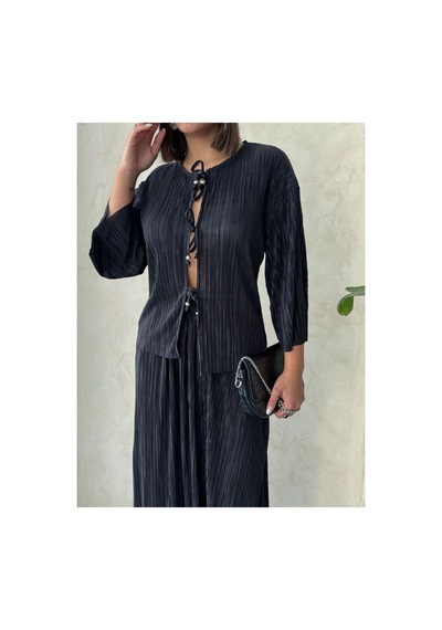 Verymoda Önden Bağlamalı Plise Gömlek - F1739 Siyah