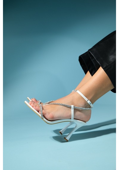Luvishoes Almeria Beyaz Kadın Yüksek Topuklu Abiye Ayakkabı Beyaz