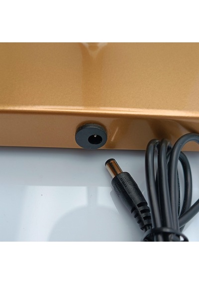 Konik Şapka Metal Gold Gövde Şarjlı Masa Lambası
