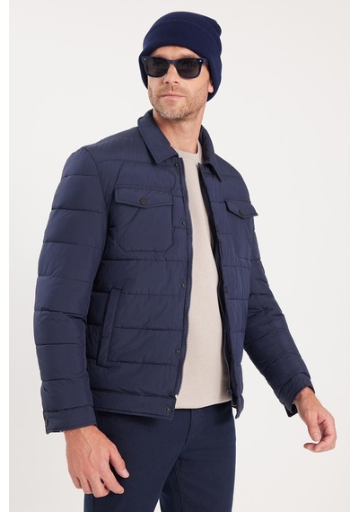 Tudors Erkek Regular Fit Klasik Kesim Çift Cepli Çıtçıt Kapamalı Koyu Mavi Mont-41601 Koyu Mavi Tudors Erkek Regular Fit Klasik Kesim Çift Cepli Çıtçıt Kapamalı Koyu Mavi Mont-41601 Koyu Mavi