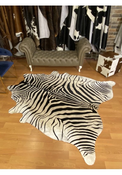 Hakiki Deri Dana Postu Beyaz Zebra Baskılı 190 X 225 Cm - 2261201000049