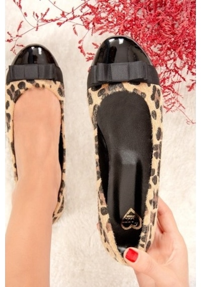 Fox Shoes Siyah/Leopar Kadın Babet 9726019502 Siyah