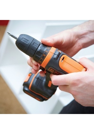 Kompakt Akülü Vidalama 10.8 Volt Metal Mandren İle Hızlı Kullanım