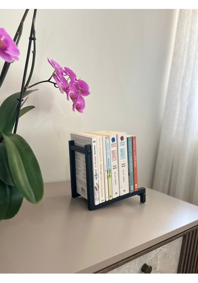 Dekoratif Metal Kitap Tutucu Salon, Ofis, Çalışma Masası İçin Şık
