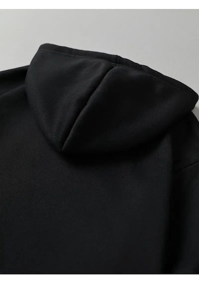 Medinenur Paris Dikey Kapüşonlu Cepli Sweatshirt Siyah