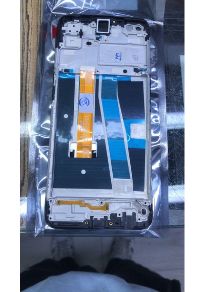 Oppo A72 Çıtalı LCD Ekran Dokunmatik CPH2067