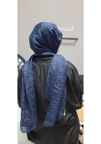 Aminenesil Leopar Desen Aerobin Şal Lacivert Renk