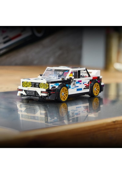 LEGO® Speed Champions BMW M3 (E30) 77263 - 9 Yaş ve Üzeri Çocuklar için 1 Minifigür İçeren Yaratıcı Oyuncak Yapım Seti (358 Parça)