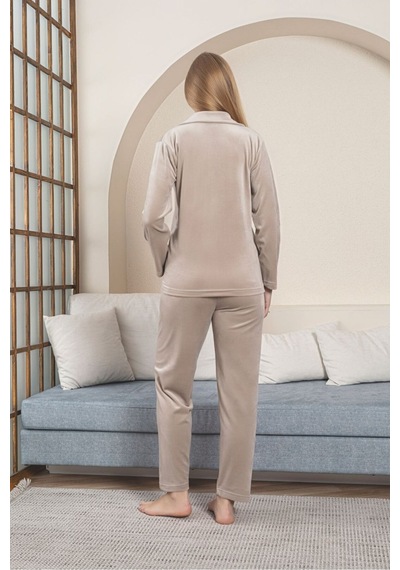 Kırmızı Renk Boydan Düğmeli Kadın Kadife Pijama Takımı Taş