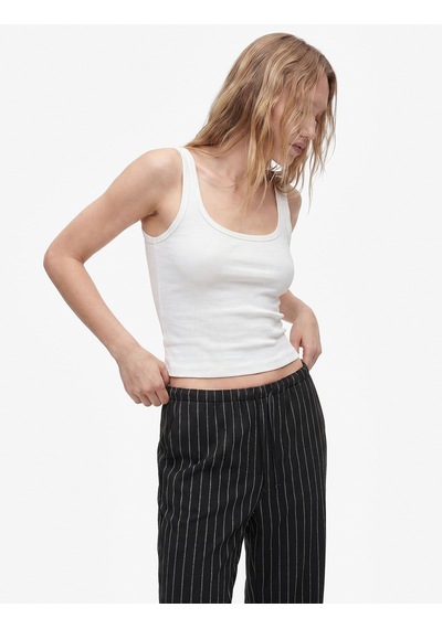 Koton Modal Karışımlı Slim Fit Kare Yaka Kolsuz Bluz Ekru 6sal30332ık
