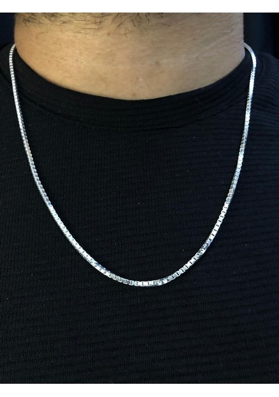 1.5 Mm Küp Zincir Gümüş Işıklı Kutuda Sevgiliye Eşe Babaya Kolye Gümüş