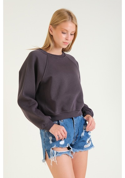 Giyim Dünyası Kadın 3 İp Şardonlu Sıfır Yaka Oversize Sweatshirt Füme 001