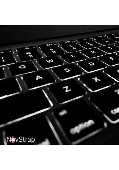 Apple Uyumlu MacBook Air 2022 13.6" M2 A2681 Klavye Koruyucu Kılıf Siyah