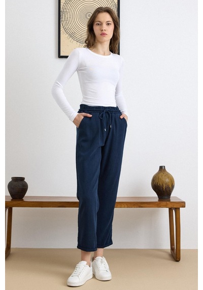 Olcay Bağcık Detaylı Beli Lastikli Soft Denim Pantolon Lacivert 7586