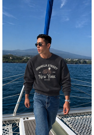 Tarz Cool Erkek Organik Pamuklu Yumuşacık Baskı Detaylı Bisiklet Yaka İçi Polarlı Sweatshirt Siyah