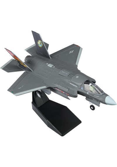1/72 Ölçek F35 Savaş Uçağı Maketi 22x15x7 Cm Dekoratif Model Uçak .