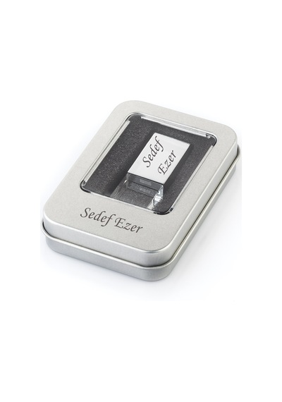 Isme Kişiye Özel Hediyelik 32 Gb Metal Kutulu Kristal Usb Bellek