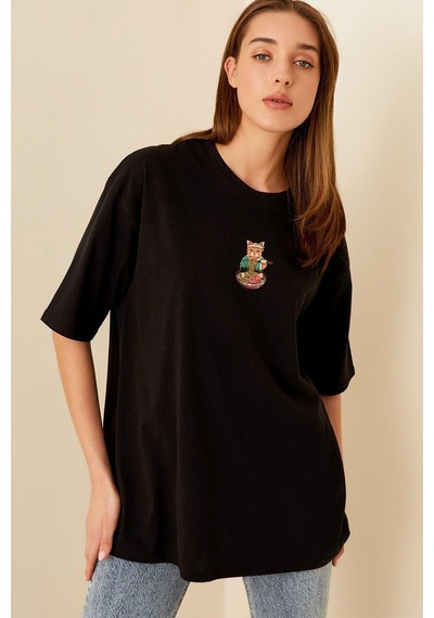 Blackjack Giyim Kadın Siyah Önü Şef Kedicik Baskılı Bisiklet Yaka Oversize Pamuklu T-shirt Siyah3