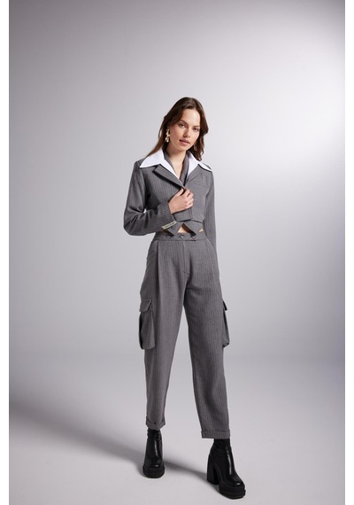 Holly Lolly Çıkarılabilir Gömlek Yakası Detaylı Çizgili Crop Kira Blazer Ceket Gri