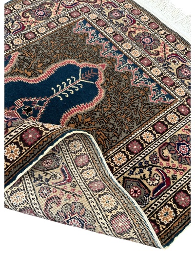 El Dokuma Bünyan Halısı Seccade 90x140 Su Yeşili Yün Namazlık El Dokuma Bünyan Halısı Seccade 90x140 Su Yeşili Yün Namazlık