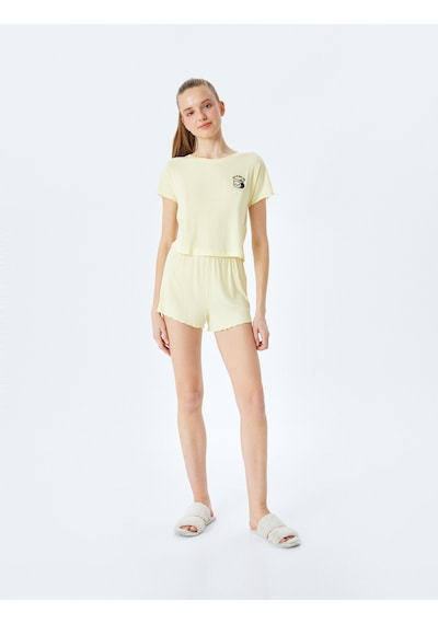 Koton Nakış Detaylı Kısa Kollu Modal Kumaş Şortlu Pijama Takımı Sarı 5slk40023mk Sarı