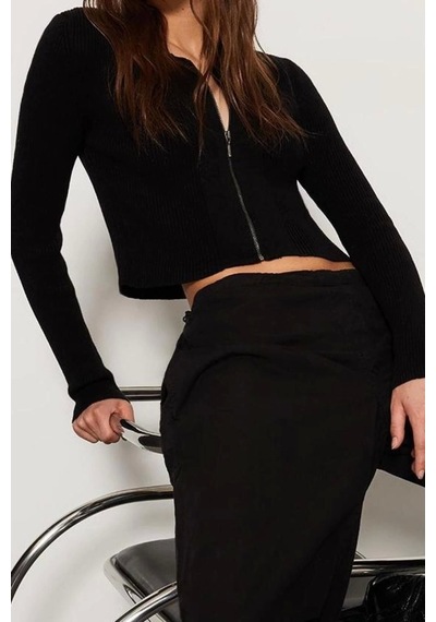 Ersefa Kadın Modern Tarz Slim Bisiklet Yaka Crop Triko Hırka Siyah