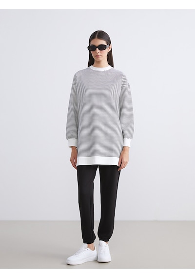 Lcw Modest Siyah Büyük Beden Bisiklet Yaka Çizgili Kadın Sweatshirt Tunik