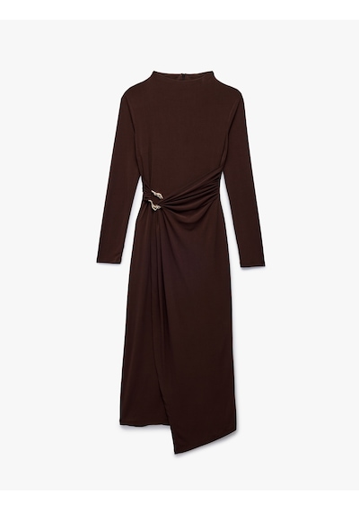 Koton Koton X Sibil Çetinkaya - Uzun Kollu Dik Yaka Metal Aksesuarlı Slim Fit Maxi Elbise Kahverengi 7wak80008fk Kahve