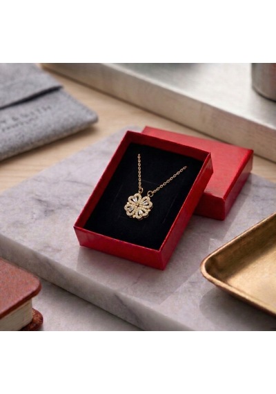 Pigna Aksesuar Kutulu Gold Açılır Kapanan Mıknatıslı Yonca Çelik Kolye Altın