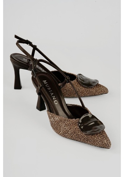 Kadın Stiletto Toka Detaylı Sivri Burun Arkası Açık Topuklu Ayakkabı Olea Kahve Kahverengi Kadın Stiletto Toka Detaylı Sivri Burun Arkası Açık Topuklu Ayakkabı Olea Kahve Kahverengi