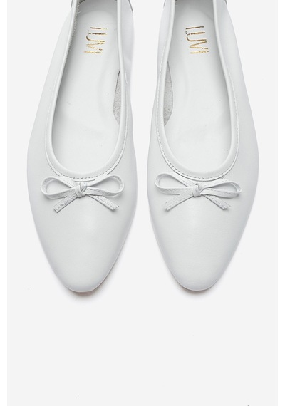 Luvishoes Umıel Beyaz Cilt Hakiki Deri Fiyonklu Kadın Babet Ayakkabı