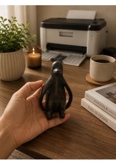Penguen Biblo Dekoratif Obje Minimal Modern Kitaplık Rafı Ve Komidin Üstü Dekoru Reçine Küçük Boy Siyah Dekor Aksesuar 11 Cm Penguen Biblo Dekoratif Obje Minimal Modern Kitaplık Rafı Ve Komidin Üstü Dekoru Reçine Küçük Boy Siyah Dekor Aksesuar 11 Cm