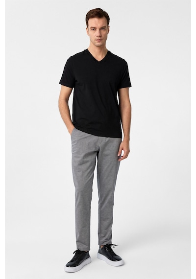 Süvari Siyah Slim Fit Düz V Yaka Tişört